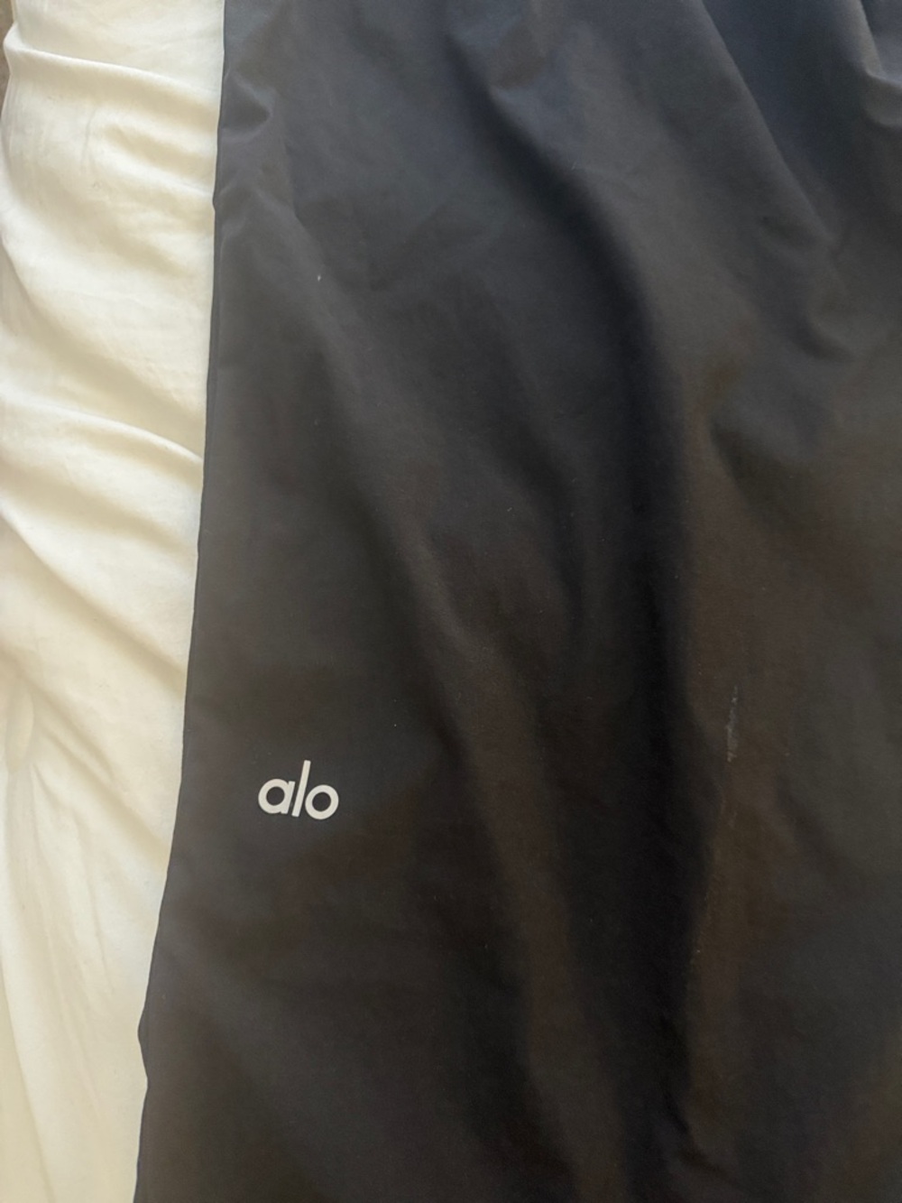alo pants - Picture 4 of 4